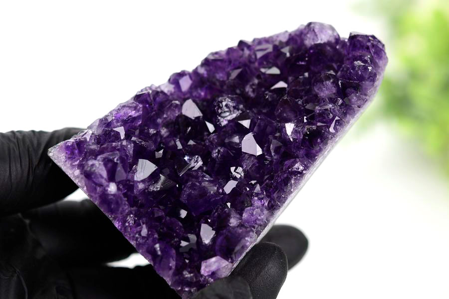 アメジスト　紫水晶　クラスター　原石　ウルグアイ産アメジスト　アルティガス　Artigas Uruguay　インテリア　浄化　置物　カットベース　天然石　パワーストーン