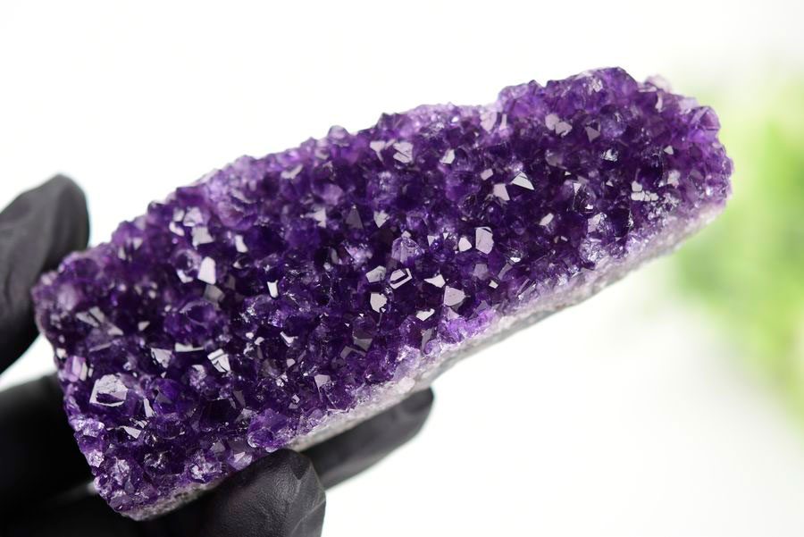 アメジスト　紫水晶　クラスター　原石　ウルグアイ産アメジスト　アルティガス　Artigas Uruguay　インテリア　浄化　置物　カットベース　天然石　パワーストーン