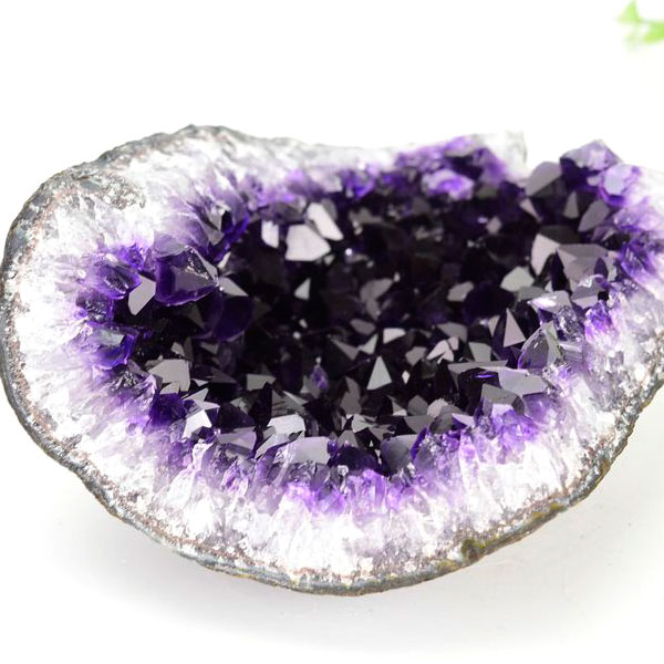 ウルグアイ　アルティガス　アメジスト　紫水晶　クラスター　原石　Amethyst　置物　天然石　パワーストーン