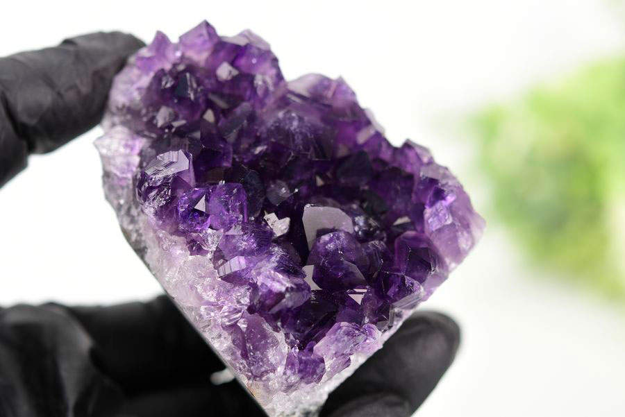 アメジスト　紫水晶　クラスター　原石　ウルグアイ産アメジスト　アルティガス　Artigas Uruguay　インテリア　浄化　置物　カットベース　天然石　パワーストーン