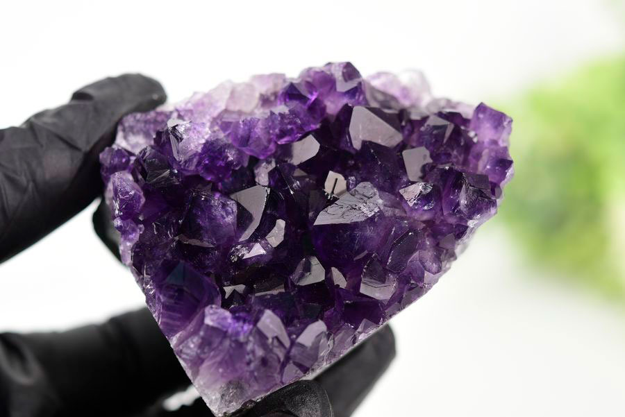 アメジスト　紫水晶　クラスター　原石　ウルグアイ産アメジスト　アルティガス　Artigas Uruguay　インテリア　浄化　置物　カットベース　天然石　パワーストーン