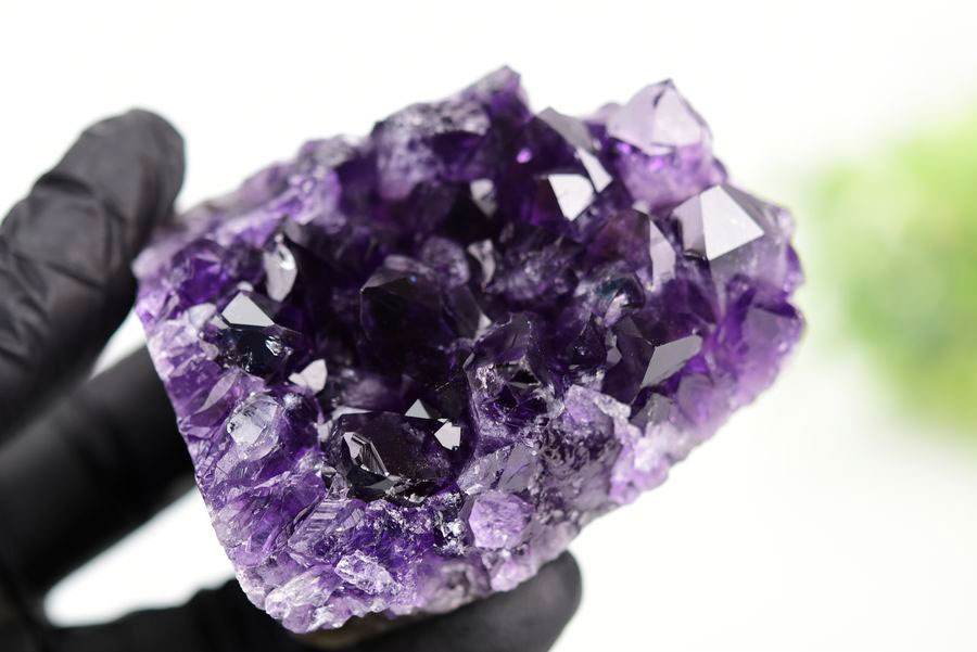 アメジスト　紫水晶　クラスター　原石　ウルグアイ産アメジスト　アルティガス　Artigas Uruguay　インテリア　浄化　置物　カットベース　天然石　パワーストーン