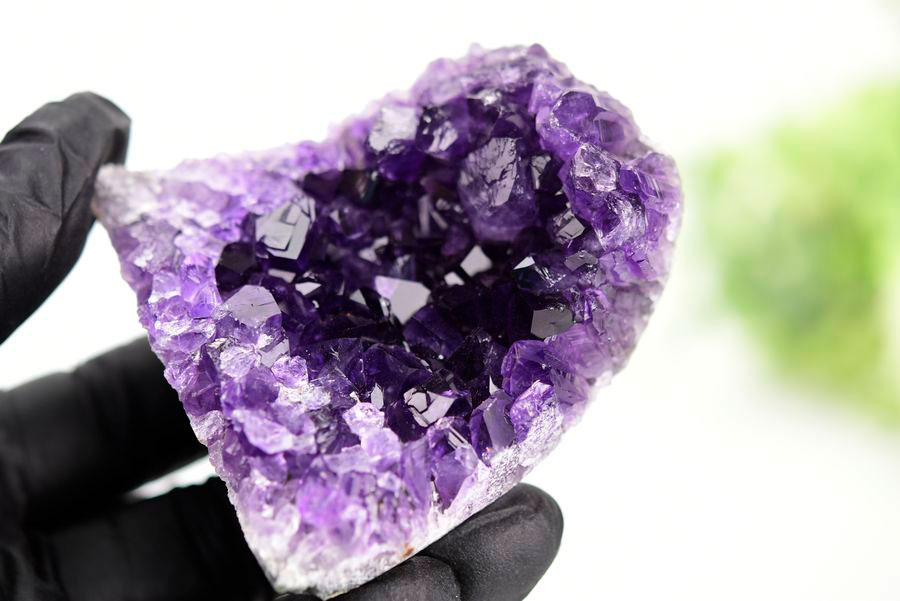 アメジスト　紫水晶　クラスター　原石　ウルグアイ産アメジスト　アルティガス　Artigas Uruguay　インテリア　浄化　置物　カットベース　天然石　パワーストーン
