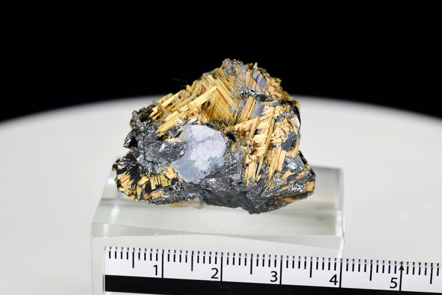 ゴールドルチル　クラスター　鉱物　原石　針状結晶　針のみ　むき出し　置物　天然石　パワーストーン