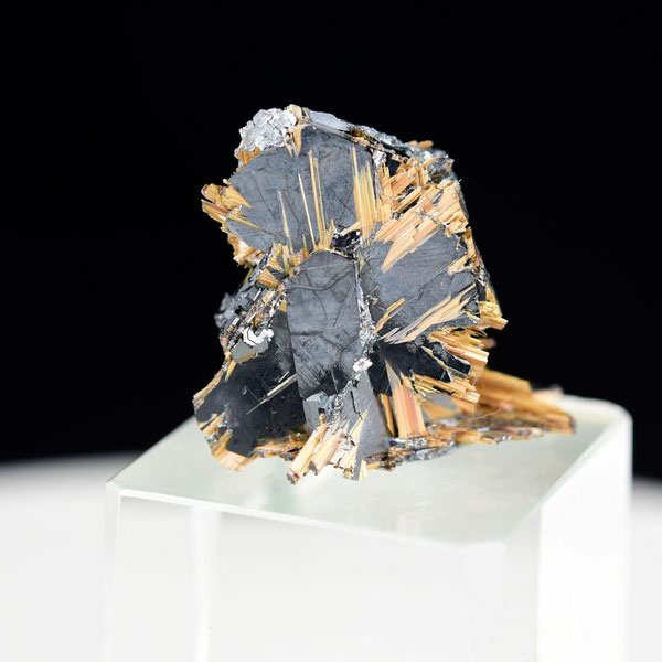 ゴールドルチル　クラスター　鉱物　原石　針状結晶　針のみ　むき出し　置物　天然石　パワーストーン
