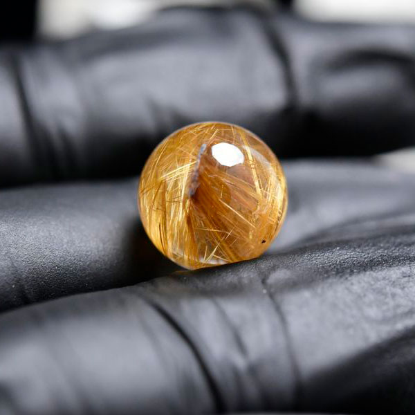 ゴールドルチル　ルチルクォーツ　金針水晶　丸玉　穴なし　金運　財運　スフィア　天然石　パワーストーン