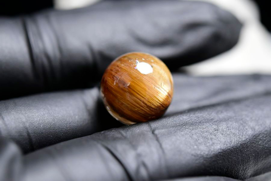 ゴールドルチル　ルチルクォーツ　金針水晶　丸玉　穴なし　金運　財運　スフィア　天然石　パワーストーン