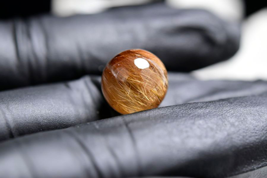 ゴールドルチル　ルチルクォーツ　金針水晶　丸玉　穴なし　金運　財運　スフィア　天然石　パワーストーン