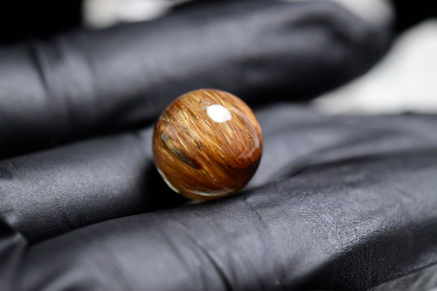 ゴールドルチル　ルチルクォーツ　金針水晶　丸玉　穴なし　金運　財運　スフィア　天然石　パワーストーン