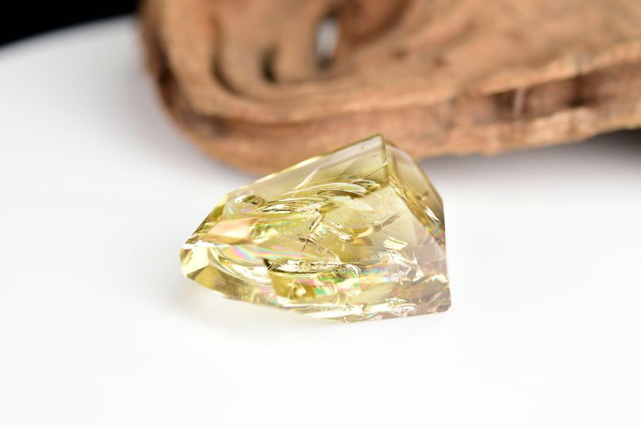 レインボーシトリン　虹入り　黄水晶　ダブルポイント　両剣　DT　天然石　パワーストーン