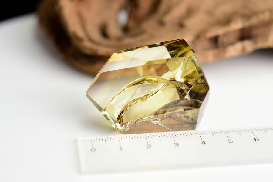 レインボーシトリン　虹入り　黄水晶　ダブルポイント　両剣　DT　天然石　パワーストーン