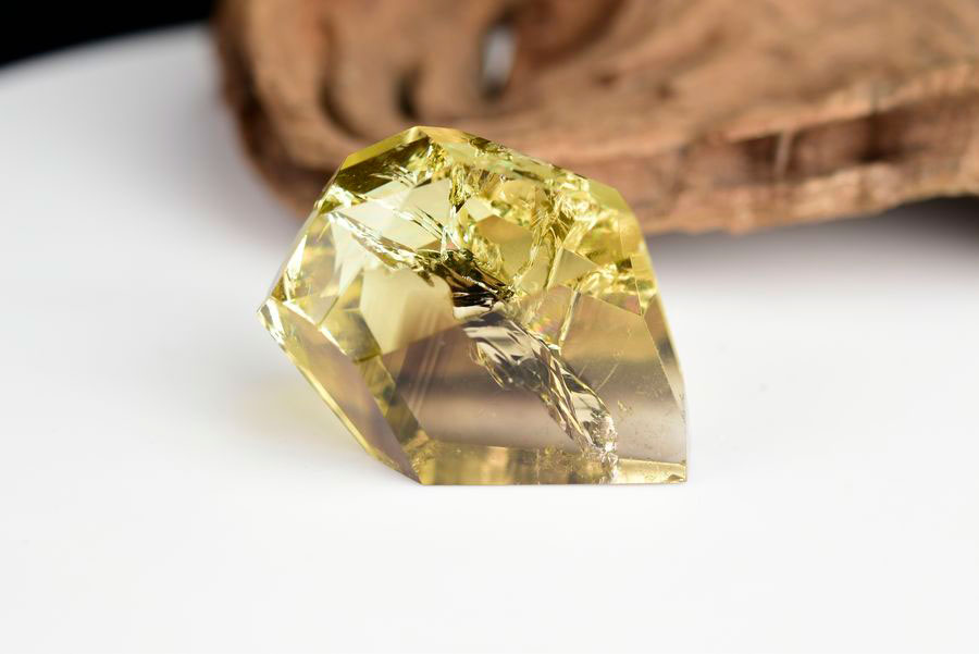 レインボーシトリン　虹入り　黄水晶　ダブルポイント　両剣　DT　天然石　パワーストーン