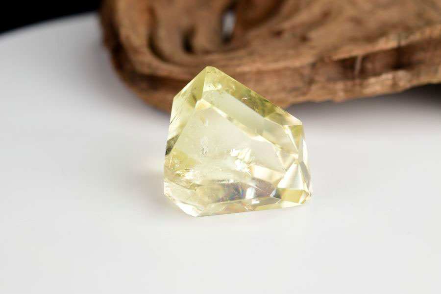 レインボーシトリン　虹入り　黄水晶　ダブルポイント　両剣　DT　天然石　パワーストーン