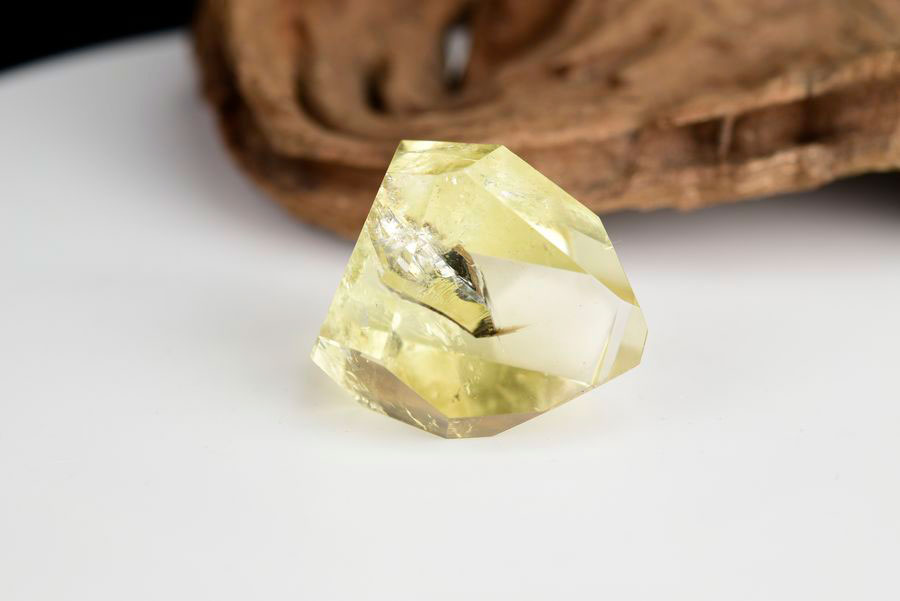 レインボーシトリン　虹入り　黄水晶　ダブルポイント　両剣　DT　天然石　パワーストーン