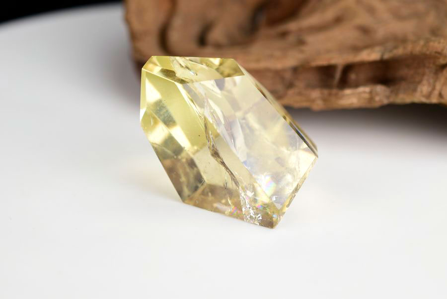 レインボーシトリン　虹入り　黄水晶　ダブルポイント　両剣　DT　天然石　パワーストーン