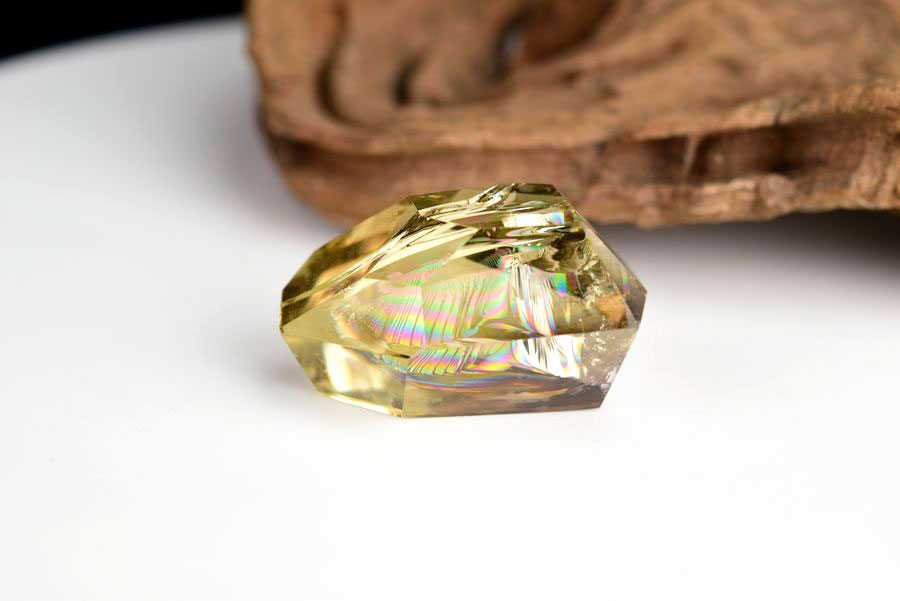 レインボーシトリン　虹入り　黄水晶　ダブルポイント　両剣　DT　天然石　パワーストーン