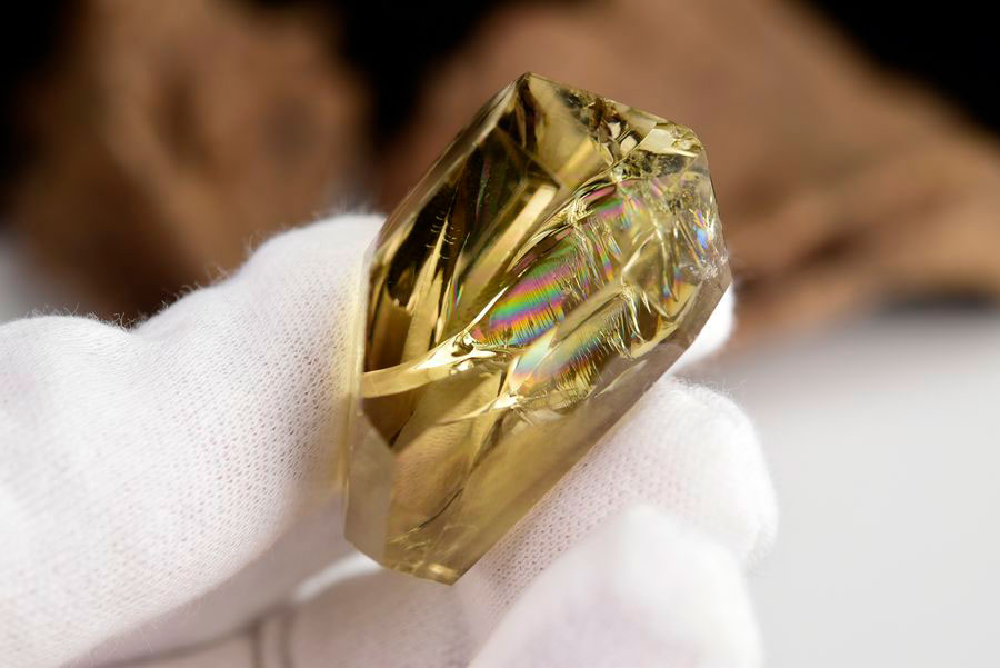 レインボーシトリン　虹入り　黄水晶　ダブルポイント　両剣　DT　天然石　パワーストーン