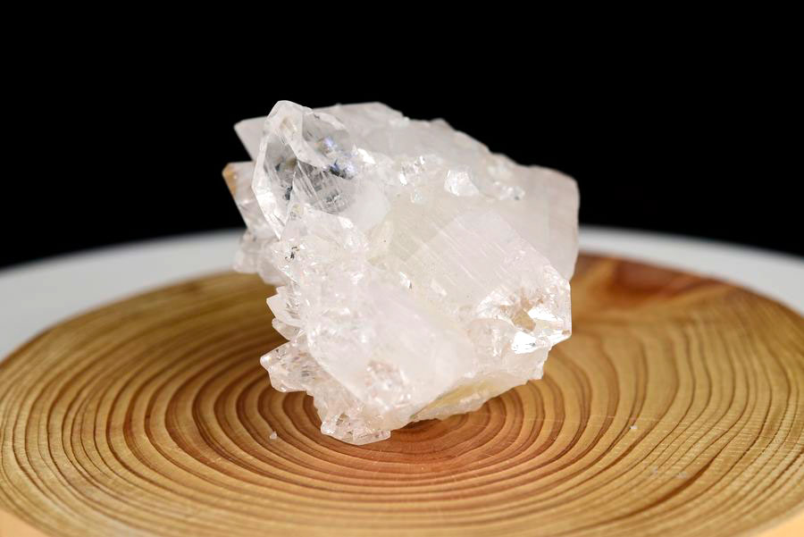 アポフィライト　魚眼石　インド　プーナ　apophyllite　浄化　置物　結晶　天然石　パワーストーン