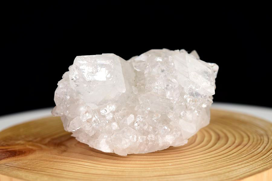 アポフィライト　魚眼石　インド　プーナ　apophyllite　浄化　置物　結晶　天然石　パワーストーン