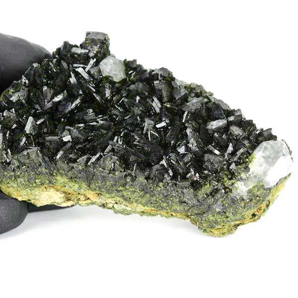 トルコ　ハッカリ産　エピソードクォーツ　Epidote with Quartz　緑簾石　水晶　クラスター　原石　鉱物