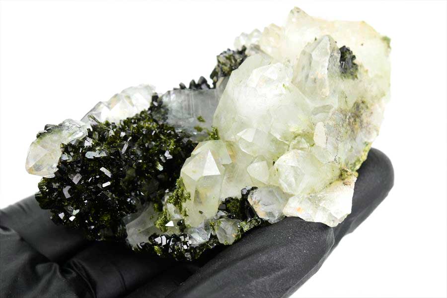 トルコ　ハッカリ産　エピソードクォーツ　Epidote with Quartz　緑簾石　水晶　クラスター　原石　鉱物