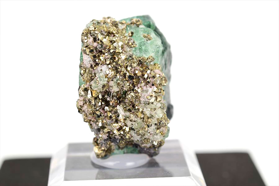 ペルー ミルポ鉱山　フローライト パイライト 共生 蛍光 鉱物 蛍石 黄鉄鉱 Milpo Peru fluorite pyrite
