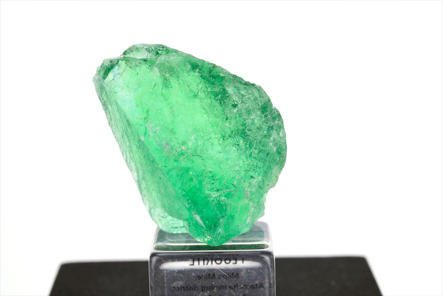 ペルー ミルポ鉱山　フローライト パイライト 共生 蛍光 鉱物 蛍石 黄鉄鉱 Milpo Peru fluorite pyrite