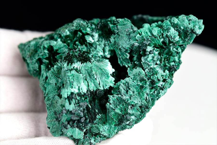 コンゴ産 マラカイト ビロードマラカイト ベルベットマラカイト Velvet Malachite 孔雀石 鉱物 原石