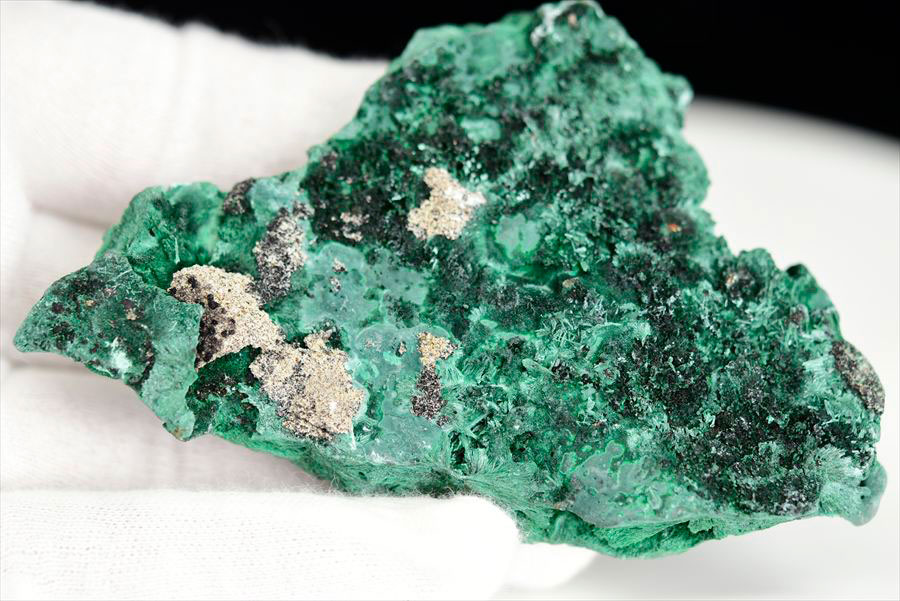 コンゴ産 マラカイト ビロードマラカイト ベルベットマラカイト Velvet Malachite 孔雀石 鉱物 原石