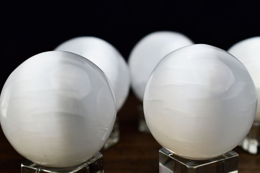 セレナイト　透石膏　丸玉　スフィア　置物　selenite 天然石　パワーストーン