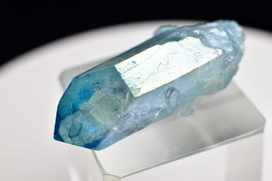 アクアオーラ　蒸着水晶　クラスター　原石　水晶結晶　オーロラクォーツ　天然石　パワーストーン