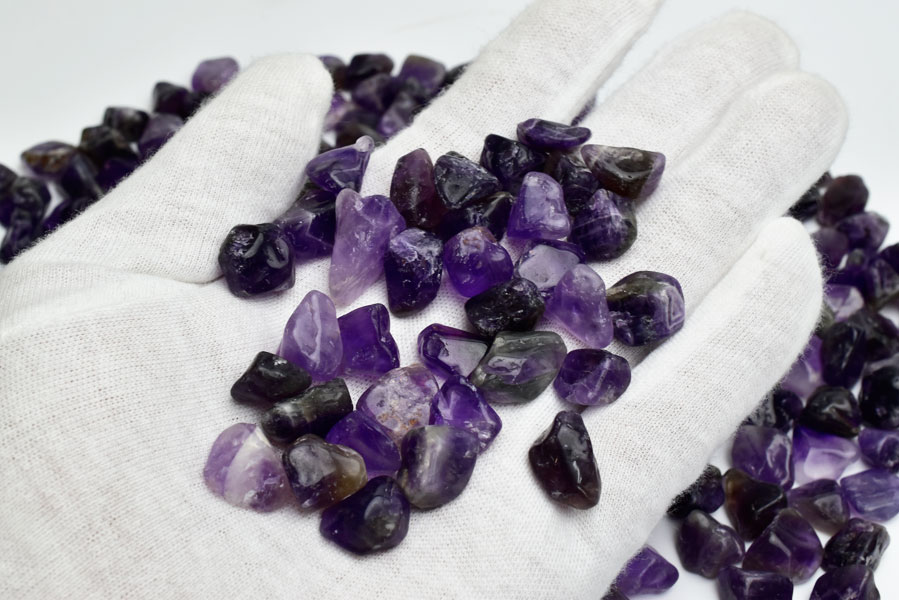 アメジスト　紫水晶　原石　さざれ　クリスタル　浄化　インテリア　オルゴナイト　レジン　天然石　パワーストーン