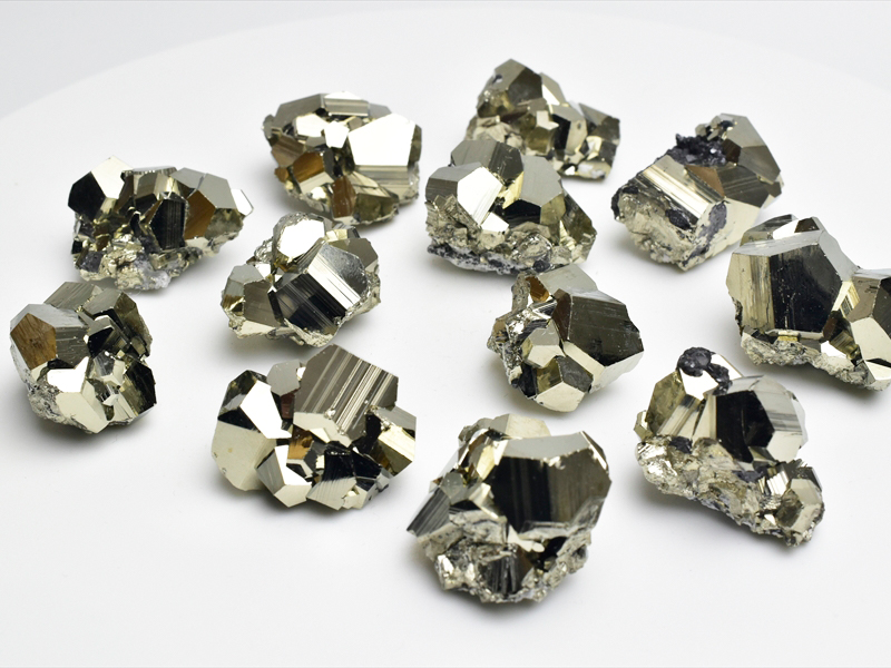 ◇選べる12種類◇パイライト（五角十二面体結晶）黄鉄鉱｜アップ