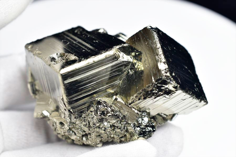 ペルー産　ラクラカンチャ　パイライト　原石　クラスター　黄鉄鉱　 Racracancha　Pyrite　天然石　パワーストーン