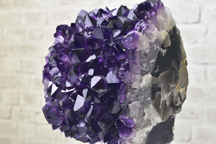 天然石パワーストーンタンブルアメジスト(紫水晶)Sサイズ×1個PowerStone GemStoneAmethyst Tamble天然石タンブル むらさきすいしょう 紫 高貴 霊性 霊的 愛の守護石 絆 真実の愛 感情抑制 直感力 判断力 創造性 第六感