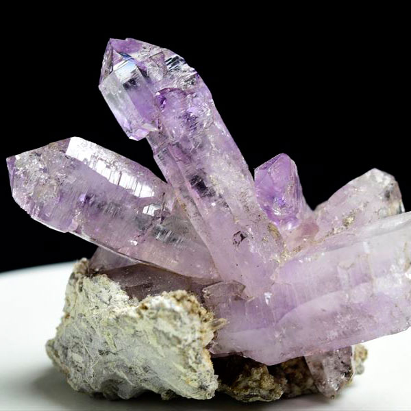 ベラクルスアメジスト　ベラクルース　クラスター　原石　ポイント　amethyst　天然石　パワーストーン