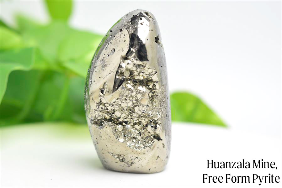 ペルー産　ワンサラ　パイライト　原石　クラスター　フリーフォーム　不定形　置物　黄鉄鉱　Huanzala Pyrite　天然石　パワーストーン