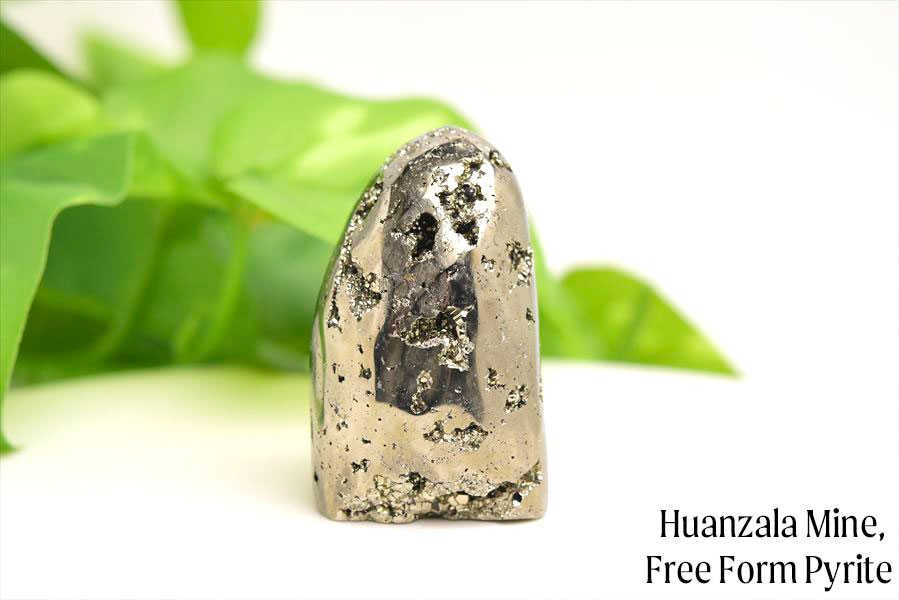 ペルー産　ワンサラ　パイライト　原石　クラスター　フリーフォーム　不定形　置物　黄鉄鉱　Huanzala Pyrite　天然石　パワーストーン