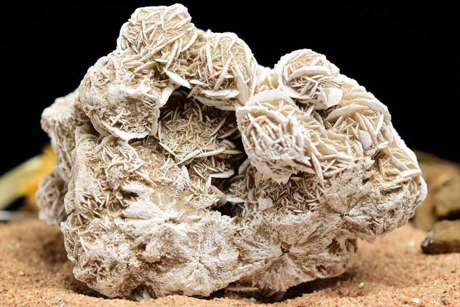 デザートローズ　クラスター　原石　大きめ　メキシコ　サマラユカ　砂漠の薔薇　インテリア　置物　浄化　天然石　パワーストーン