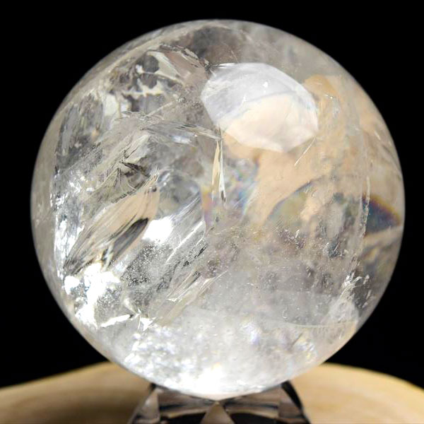 天然水晶 丸玉 置物 クリスタル 虹入り インテリア ブラジル パワーストーン