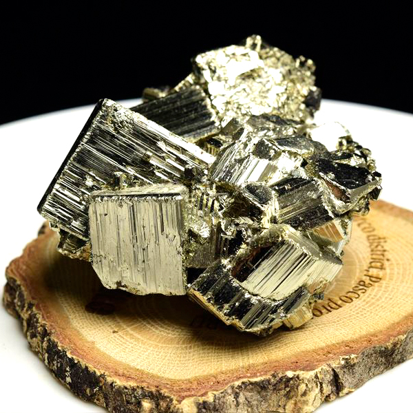 ペルー産　ラクラカンチャ　パイライト　原石　クラスター　黄鉄鉱　 Racracancha　Pyrite　天然石　パワーストーン