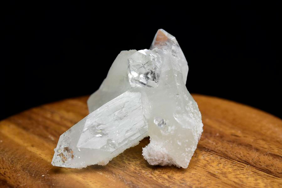 アポフィライト　魚眼石　インド　プーナ　apophyllite　浄化　置物　結晶　天然石　パワーストーン