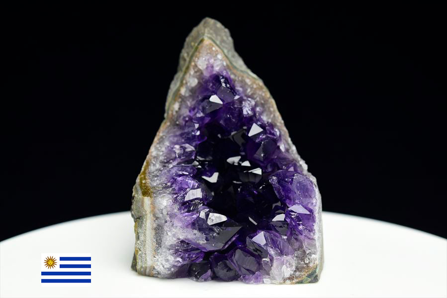 アメジスト　紫水晶　クラスター　原石　ウルグアイ産アメジスト　b6711　Artists Uruguay　インテリア　浄化　置物　カットベース　天然石　パワーストーン