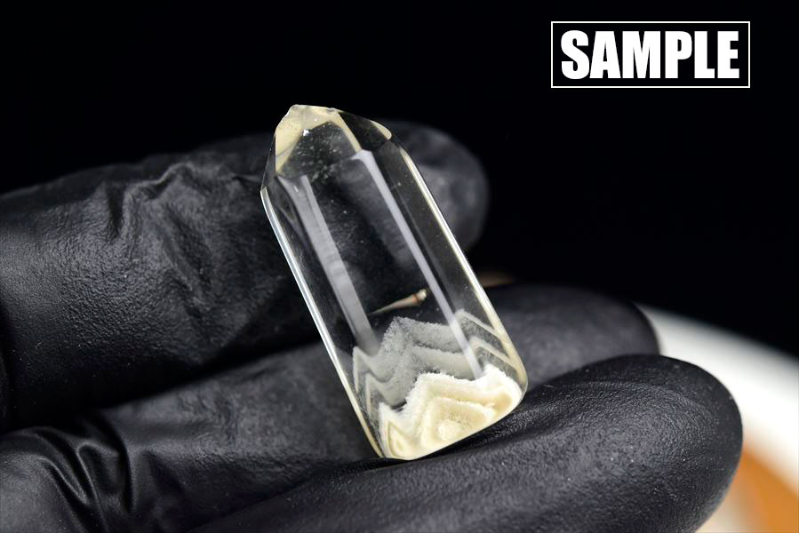 ファントムクォーツ　ファントム水晶　六角柱　ポイント　置物　多重ファントム　phantom quartz　天然石　パワーストーン