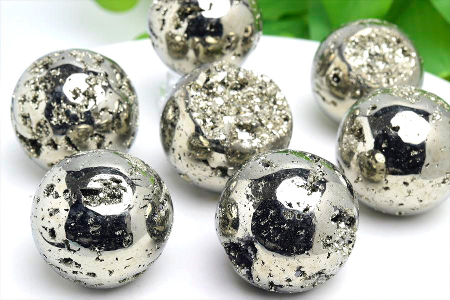 ペルー産　ワンサラ　パイライト　原石　クラスター　丸玉　置物　黄鉄鉱　Huanzala Pyrite　天然石　パワーストーン