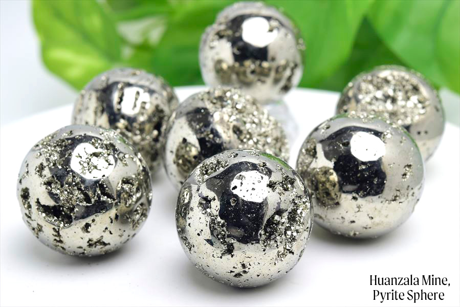 ペルー産　ワンサラ　パイライト　原石　クラスター　丸玉　置物　黄鉄鉱　Huanzala Pyrite　天然石　パワーストーン