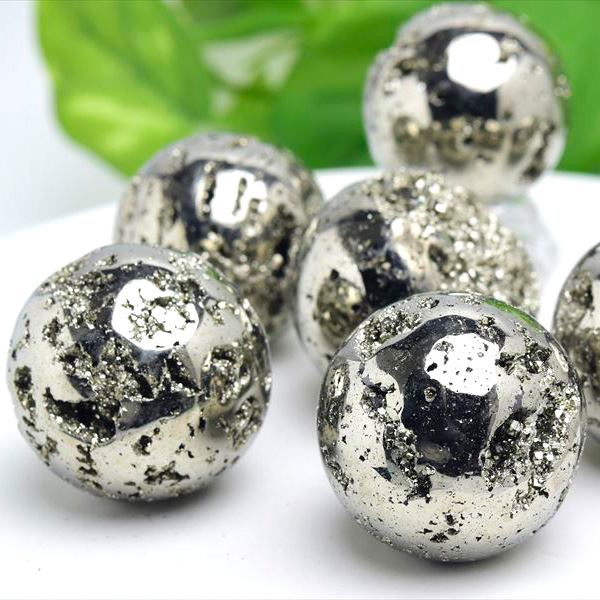 ペルー産　ワンサラ　パイライト　原石　クラスター　丸玉　置物　黄鉄鉱　Huanzala Pyrite　天然石　パワーストーン