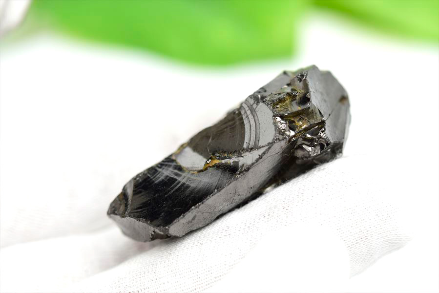 シュンガイト　エリートシュンガイト　ノーブルシュンガイト　シルバーシュンガイト　noble shungite　原石　電磁波　デトックス　浄化　天然石　パワーストーン