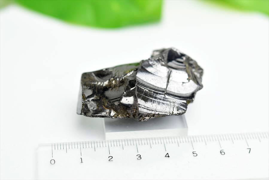 シュンガイト　エリートシュンガイト　ノーブルシュンガイト　シルバーシュンガイト　noble shungite　原石　電磁波　デトックス　浄化　天然石　パワーストーン