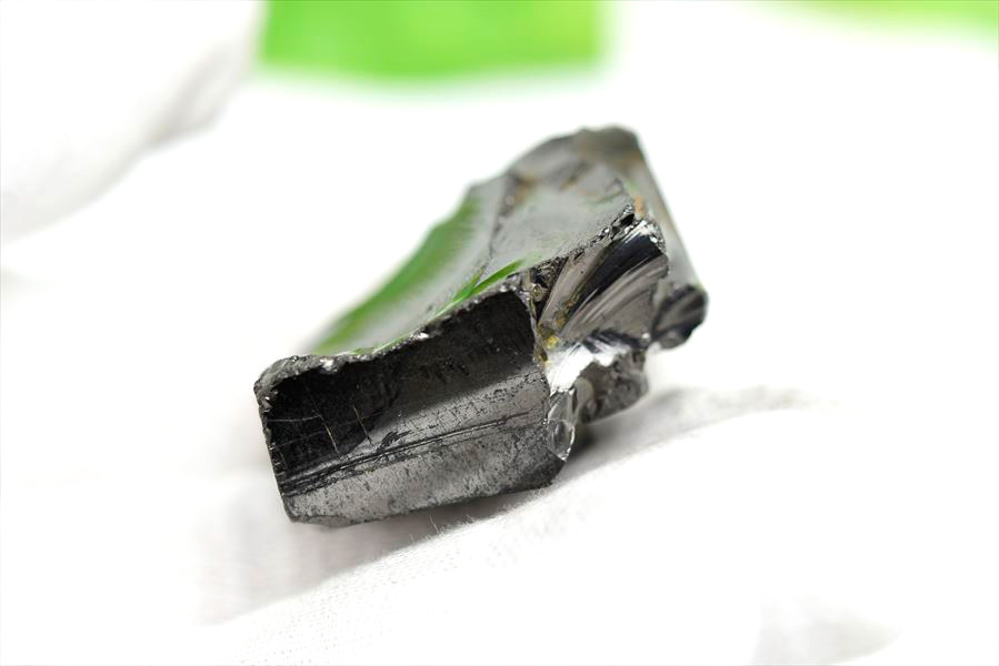 シュンガイト エリートシュンガイト ノーブルシュンガイト シルバーシュンガイト noble shungite 原石 電磁波 デトックス 浄化 天然石 パワーストーン